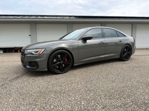 Used 2022 Audi S6 Premium Plus AWD/4WD image 2