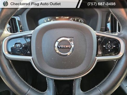 Used 2021 Volvo XC60 T6 R-Design image 16