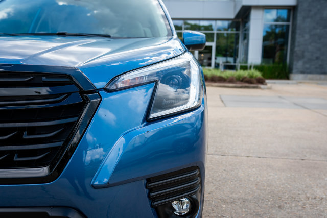 Certified 2024 Subaru Forester Premium AWD/4WD image 3