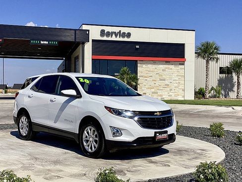 Used 2020 Chevrolet Equinox LT image 3