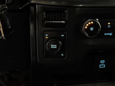 Used 2022 Ford F150 XL w/ STX Appearance Package AWD/4WD image 32