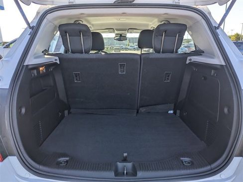 Used 2018 Chevrolet Trax LS AWD/4WD image 26