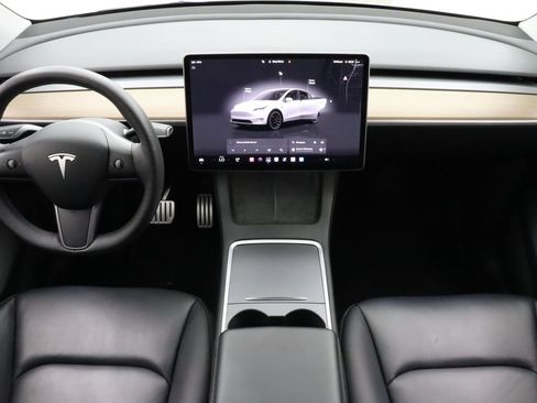Used 2022 Tesla Model Y Performance AWD/4WD image 17