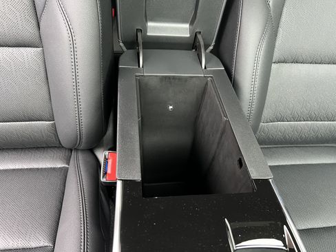 New 2026 Chevrolet Equinox LT w/ Convenience Package II image 24