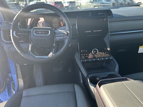 New 2027 GMC Terrain AT4 w/ Convenience Package III AWD/4WD image 33
