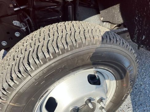 Used 2025 Ford F350 XL image 25