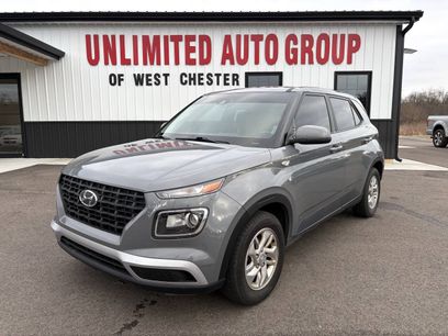 Used 2022 Hyundai Venue SE w/ Cargo Package