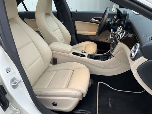 Used 2018 Mercedes-Benz CLA 250 image 46