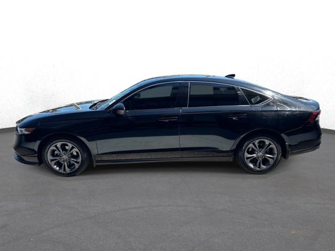 Used 2023 Honda Accord EX image 6