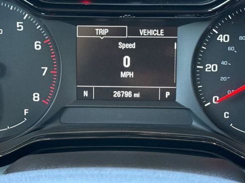 Used 2025 Chevrolet Trax LS FWD image 36