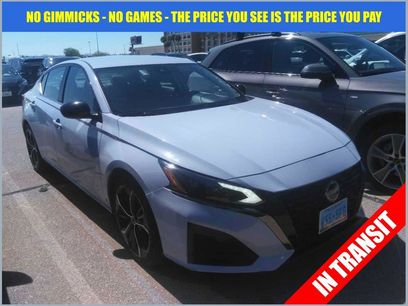 Used 2023 Nissan Altima 2.5 SR