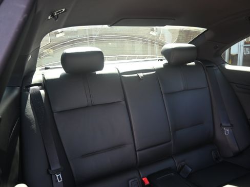 Used 2013 BMW M3 Coupe image 54