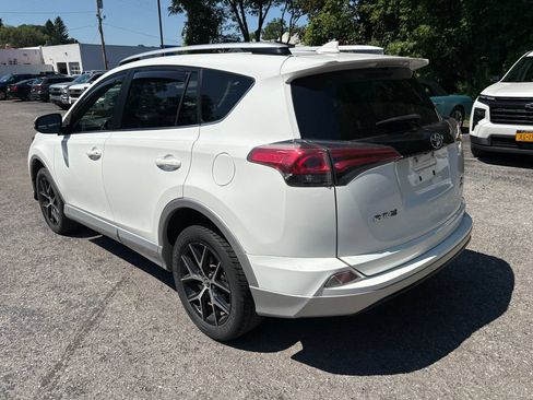 Used 2016 Toyota RAV4 SE AWD/4WD image 5