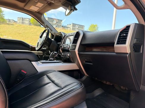 Certified 2020 Ford F150 Lariat w/ Equipment Group 502A Luxury AWD/4WD image 33