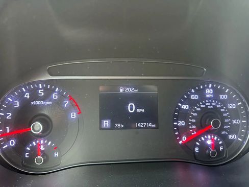 Used 2020 Kia Soul LX image 27