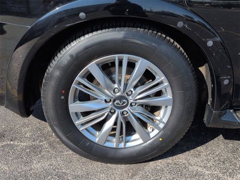 Used 2022 INFINITI QX80 Luxe image 24