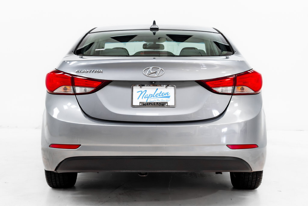 Used 2014 Hyundai Elantra SE w/ Option Group 02 FWD image 26