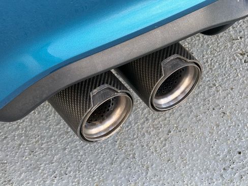 Used 2017 BMW M2 RWD image 36