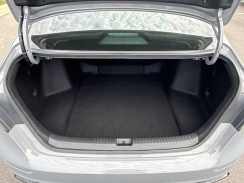Used 2025 Honda Accord Sport image 28