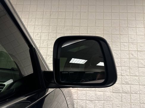 Used 2017 Jeep Grand Cherokee Limited w/ Trailer Tow Group IV image 31