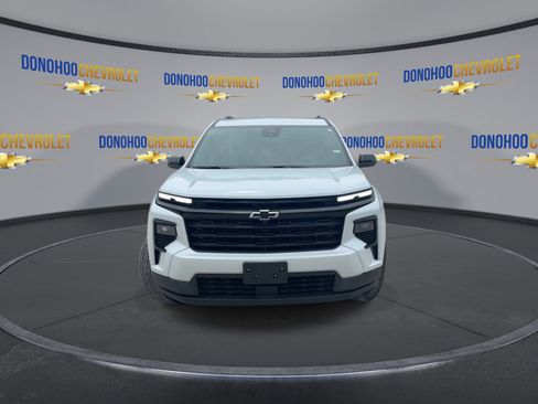 New 2026 Chevrolet Traverse LT w/ Midnight/Sport Edition AWD/4WD image 6