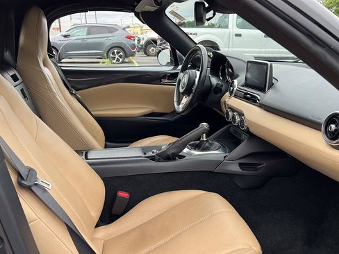 Used 2016 MAZDA MX-5 Miata Grand Touring RWD image 18