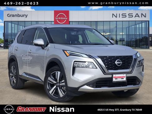 Used 2022 Nissan Rogue Platinum w/ Head-Up Display Package FWD image 1