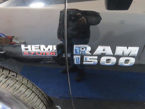 Used 2014 RAM 1500 Sport image 13
