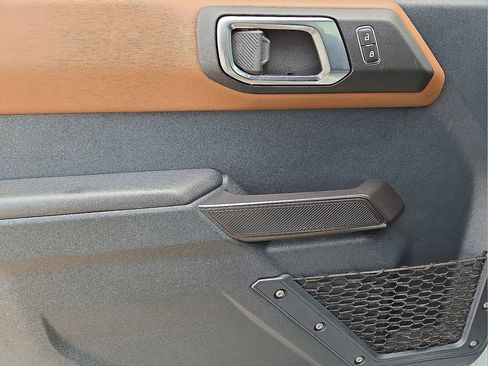Used 2024 Ford Bronco Outer Banks image 21