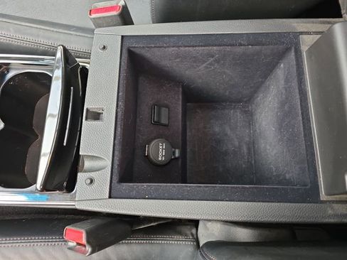 Used 2016 INFINITI QX70 AWD w/ Premium Package image 26