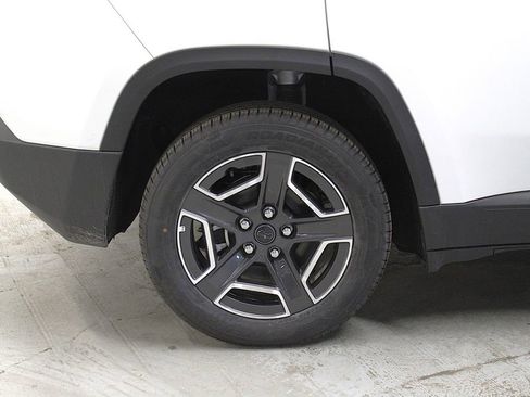 New 2026 Jeep Cherokee Laredo AWD/4WD image 37