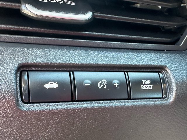 Used 2025 Nissan Altima 2.5 SV AWD/4WD image 20