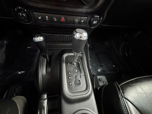 Used 2014 Jeep Wrangler Unlimited Sahara w/ Dual Top Group image 17