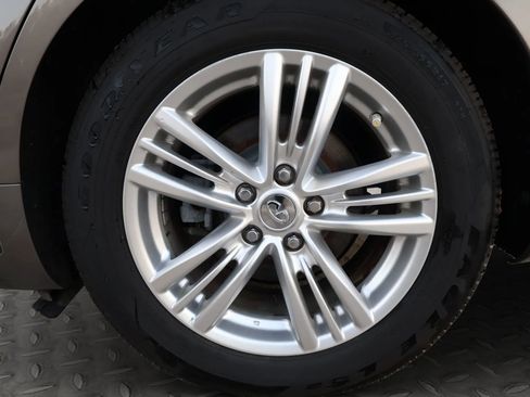 Used 2011 INFINITI G37 Journey w/ Premium Pkg image 11