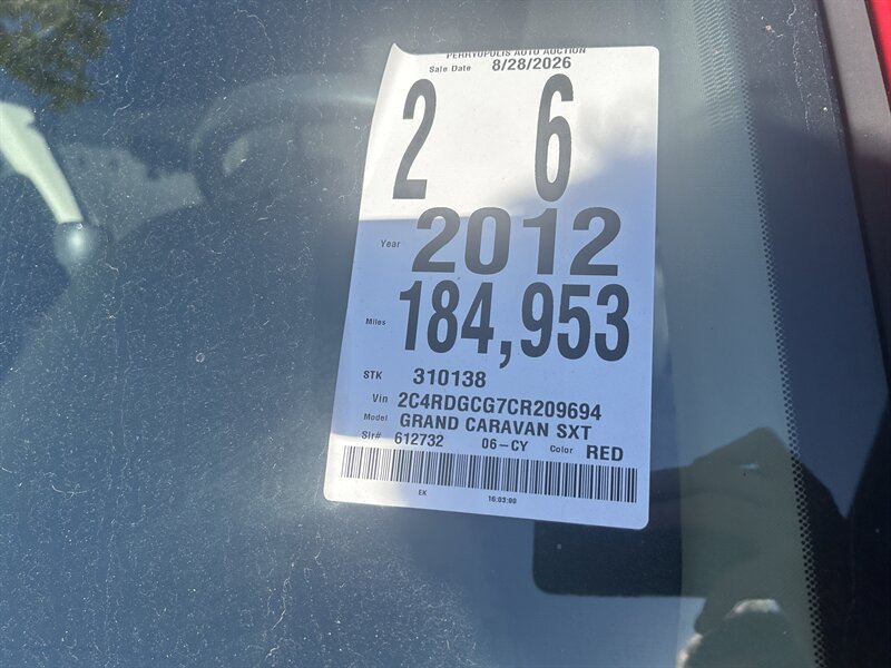 Used 2012 Dodge Grand Caravan SXT FWD image 33