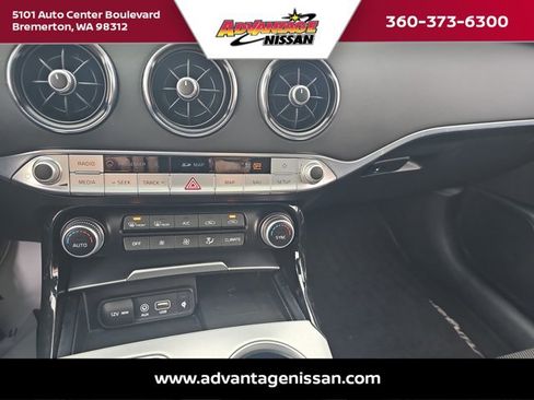 Used 2018 Kia Stinger GT2 image 16