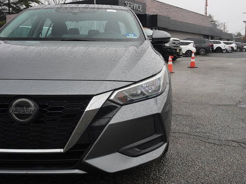 Used 2020 Nissan Sentra SV image 11