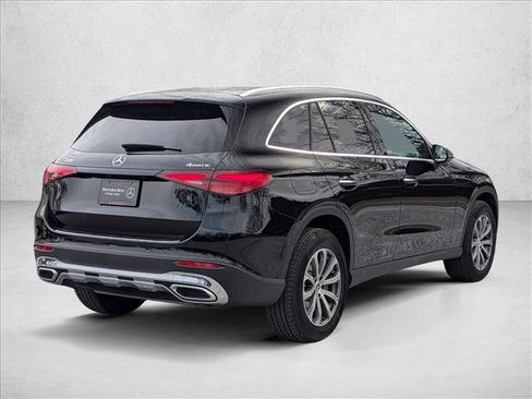 Certified 2025 Mercedes-Benz GLC 300 4MATIC image 5