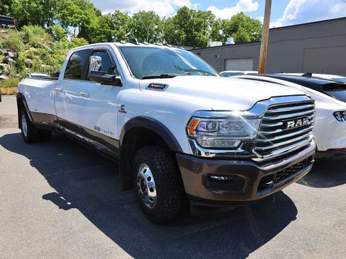 Used 2022 RAM 3500 Limited AWD/4WD image 1