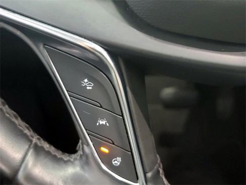 Used 2019 Cadillac XT5 Luxury image 20