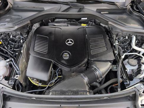 Certified 2025 Mercedes-Benz GLC 350e 4MATIC image 23