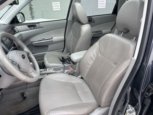 Used 2010 Subaru Forester 2.5X Limited image 12