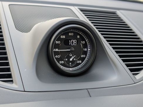 Certified 2026 Porsche Macan image 29