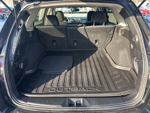 Used 2016 Subaru Outback 2.5i Limited image 7