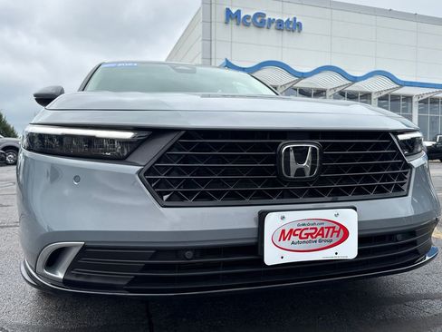 Certified 2023 Honda Accord Touring image 13