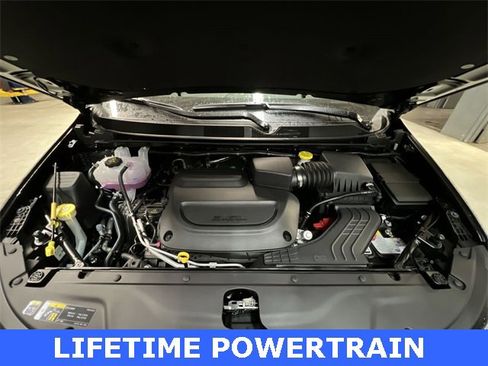 New 2026 Chrysler Pacifica Select image 13