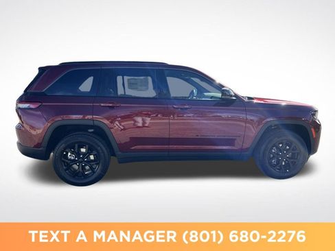 New 2026 Jeep Grand Cherokee Altitude AWD/4WD image 6