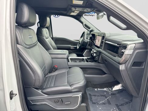 Used 2026 Ford F250 Platinum AWD/4WD image 28