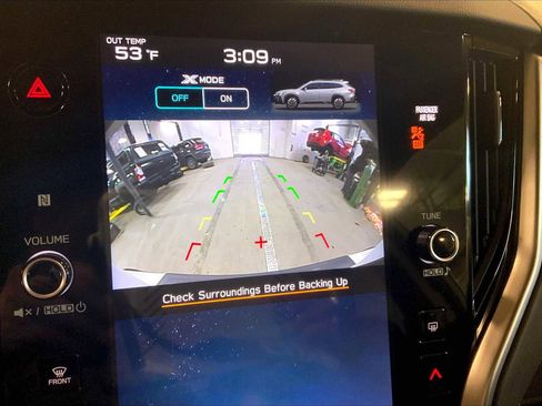 Certified 2025 Subaru Outback Premium image 28