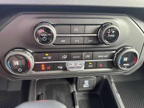 New 2025 Ford Bronco Big Bend image 26